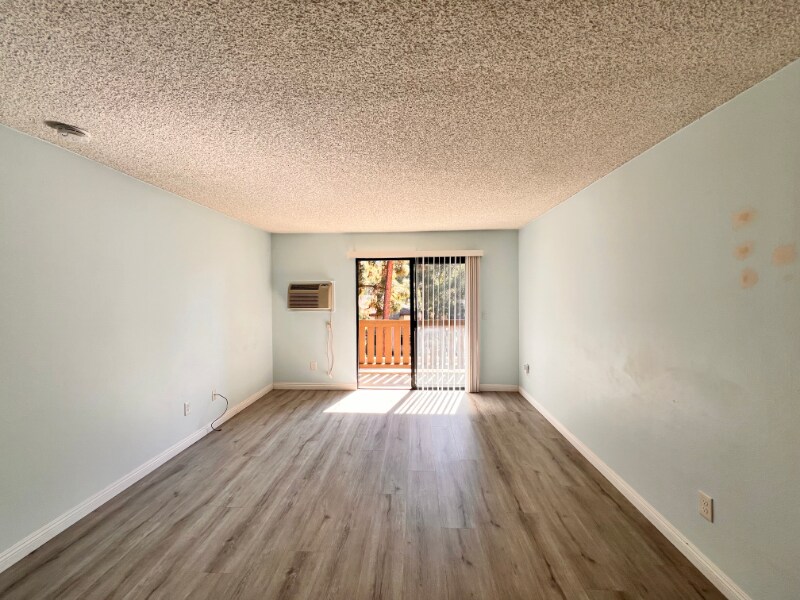 Building Photo - 10278 Black Mountain Rd