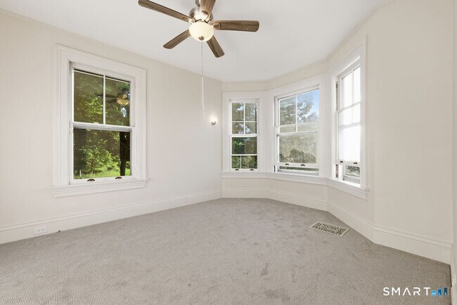 Building Photo - 270 Cherry Brook Rd