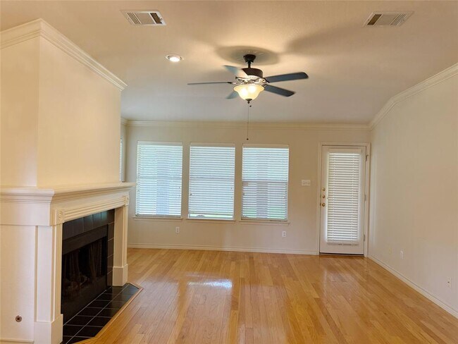 Building Photo - 2608 Stenson Dr