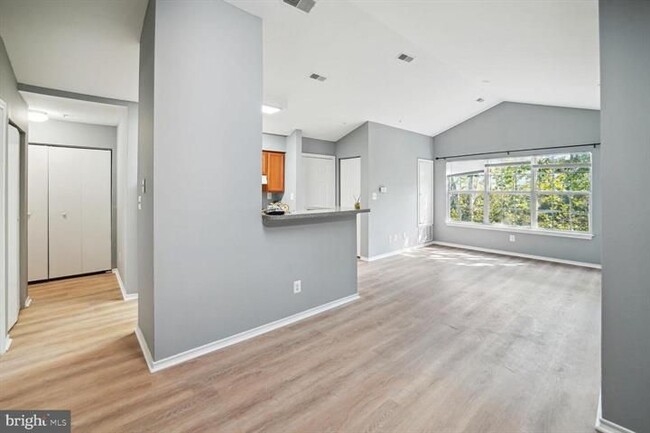 Building Photo - 18500 Boysenberry Dr