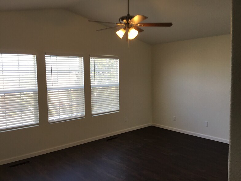 Building Photo - 10319 Calle Dichoso Ct NW