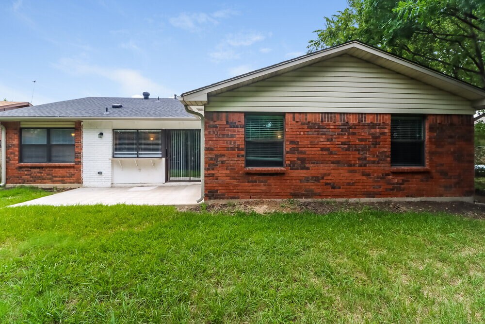 Building Photo - 4209 Campion Ln