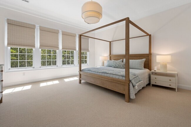 Building Photo - 3167 Luvan Blvd