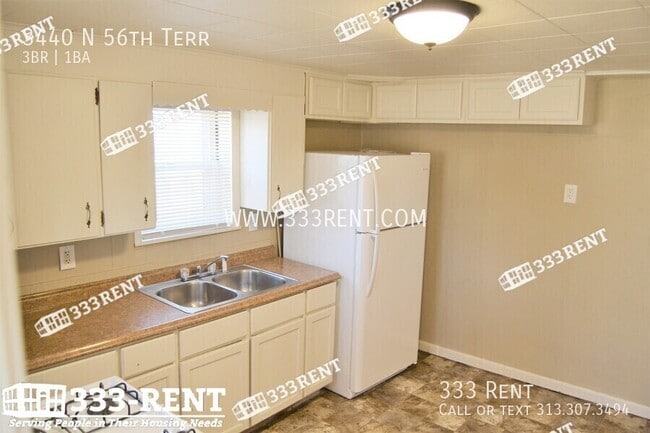 Building Photo - 3440 N 56th Terrace