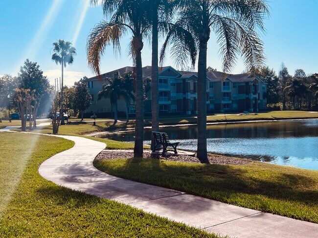 Lake path way - 1929 Summer Club Dr