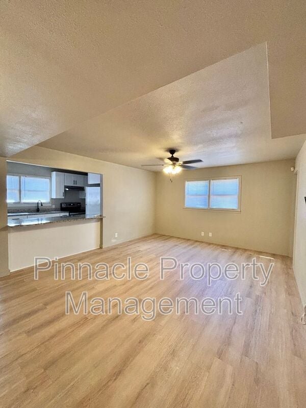 Building Photo - 1705 Hassell St