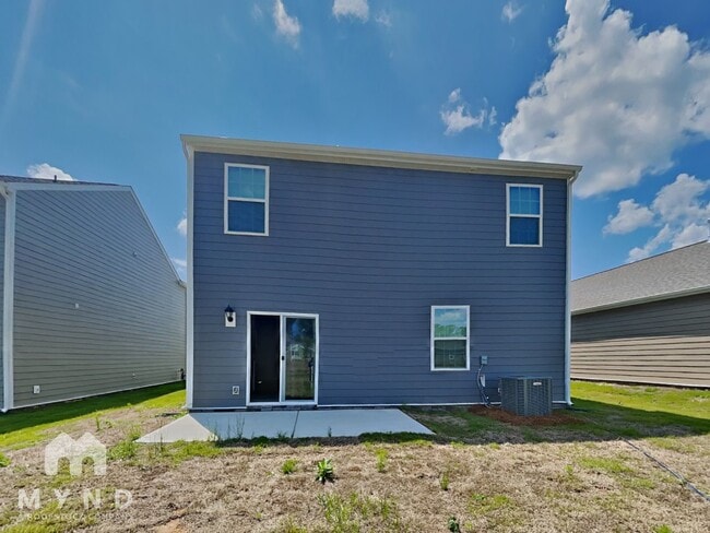 Building Photo - 553 Zermatt Ct