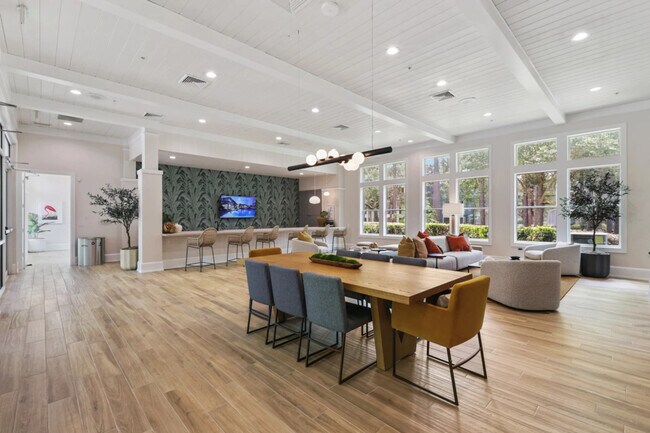 Building Photo - 1890 Sweetbroom Cir