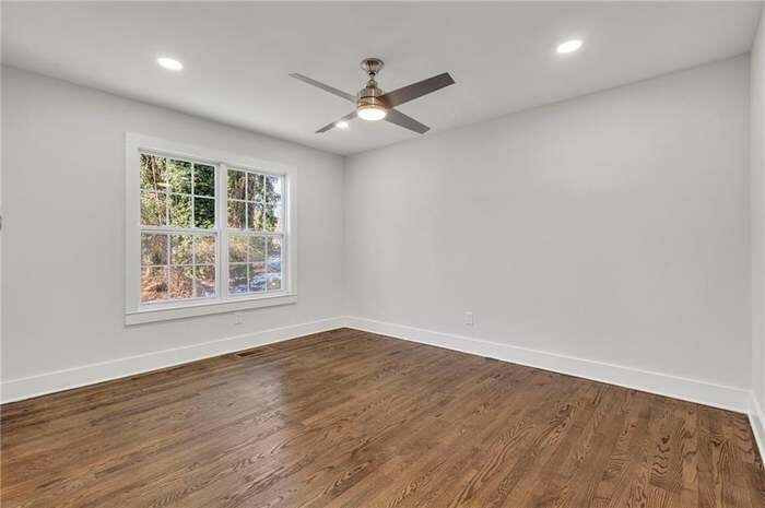 Building Photo - 1271 Lorenzo Dr SW