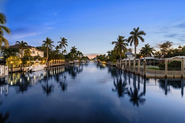 Building Photo - 414 Riviera Isle Dr