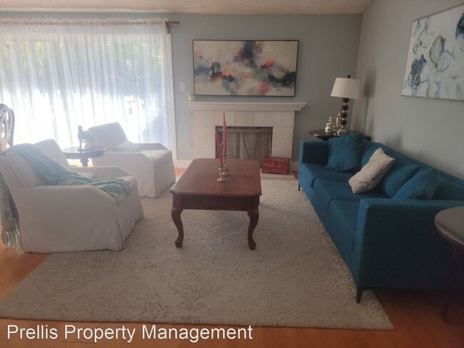 Building Photo - 4 br, 2 bath House - 11427 Stranwood Avenue