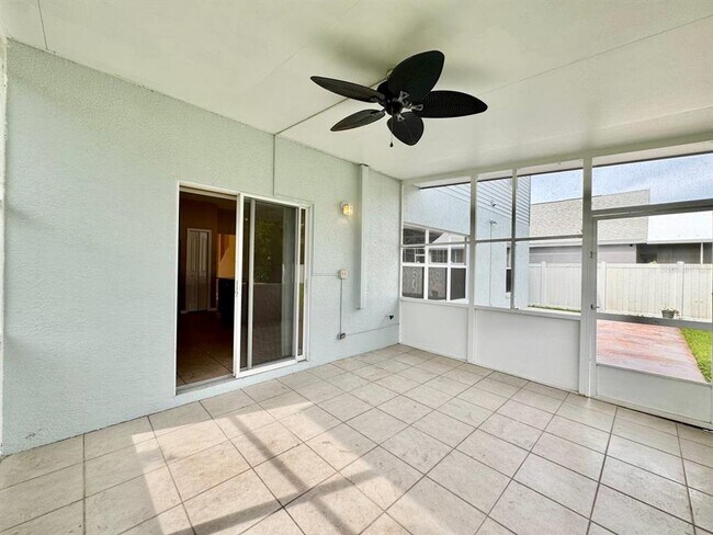 Building Photo - 884 Addison Dr NE