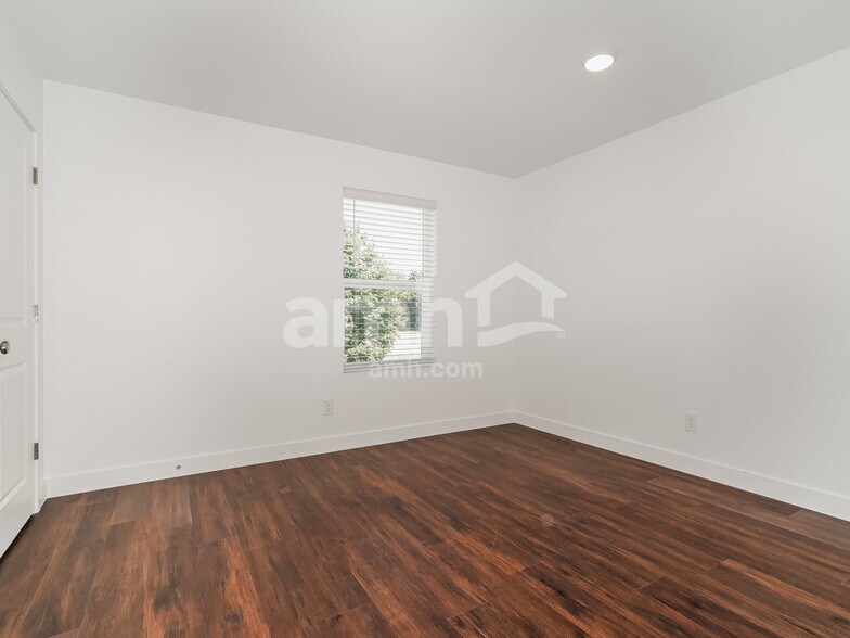 Building Photo - 7615 Verona Loop