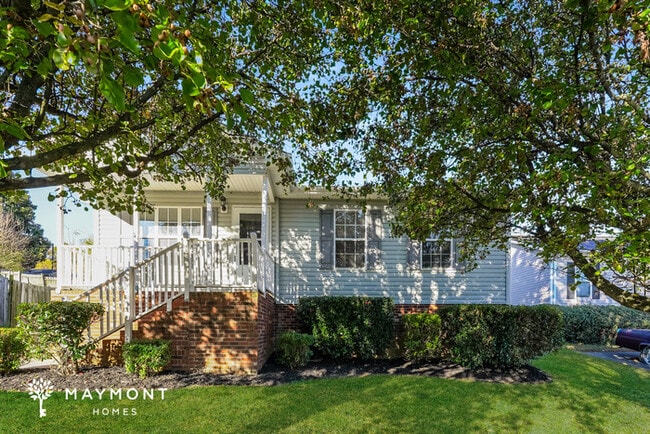 Building Photo - 1350 Woodruff Glen Dr