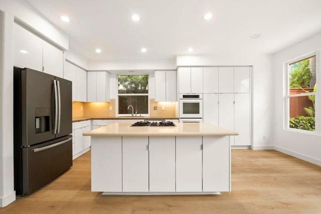 Building Photo - 15801 Caminito Cantaras