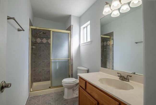 Building Photo - 4831 Jade Pl