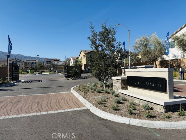 Building Photo - 16040 Olivas Ln