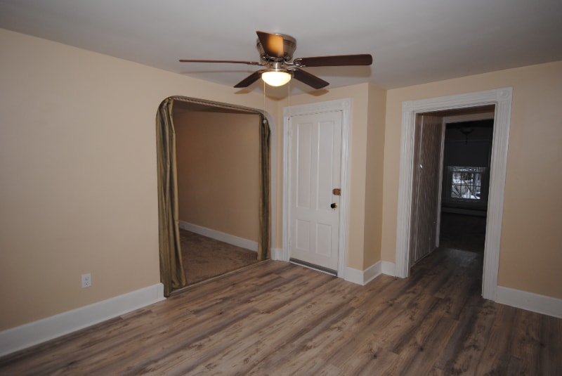 Building Photo - 79 School St