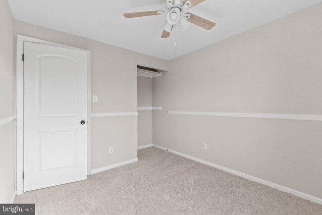 Building Photo - 5 Bardia Ct