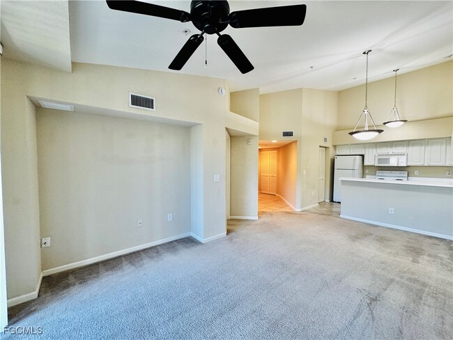 Building Photo - 4105 Residence Drive