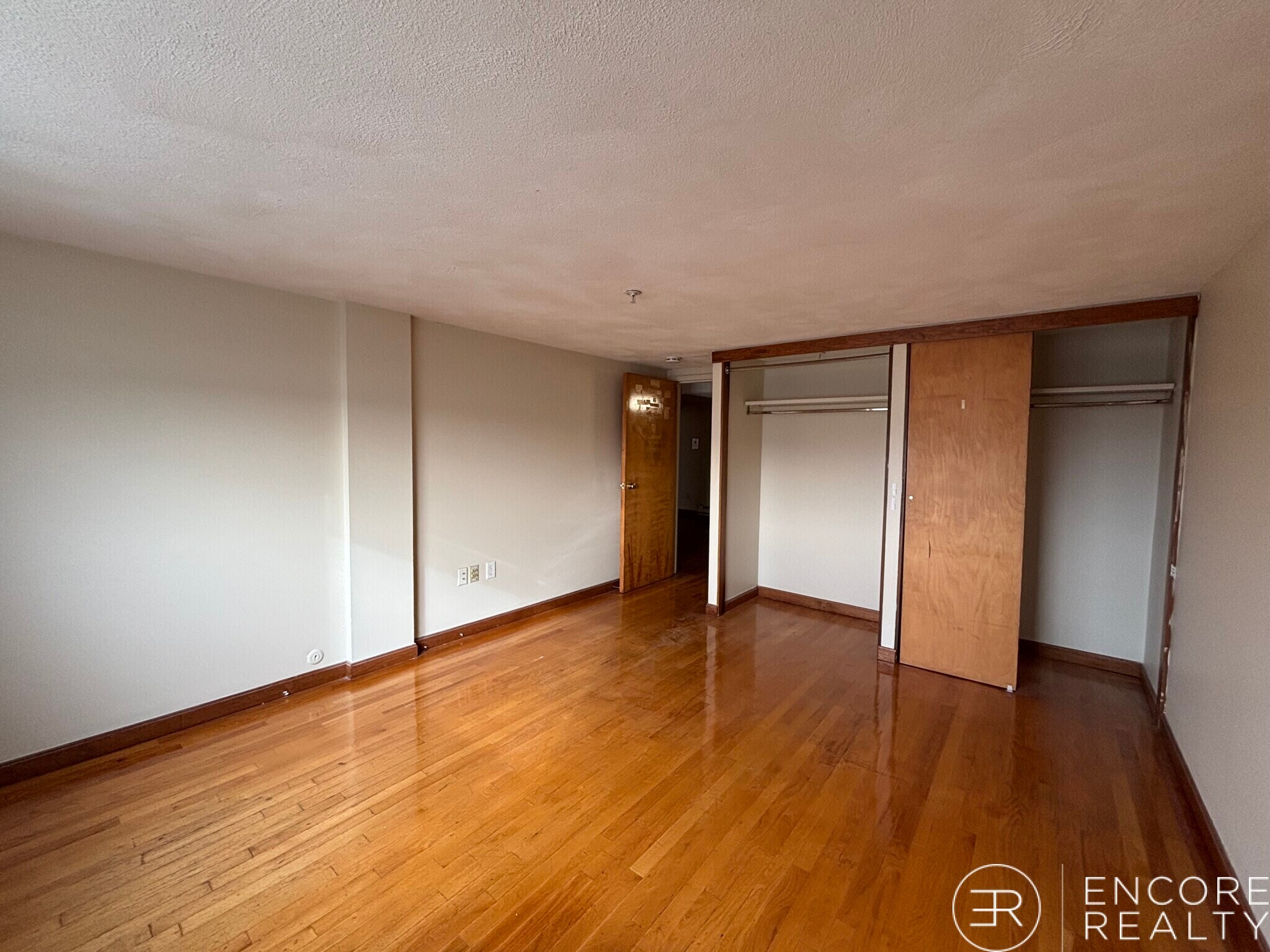 Building Photo - 1110 Commonwealth Ave