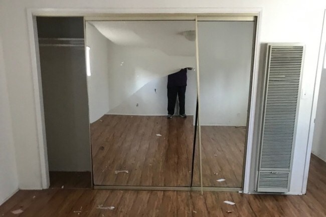 Building Photo - 1940 Armacost Ave