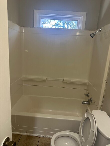 Building Photo - 3212 Texas St