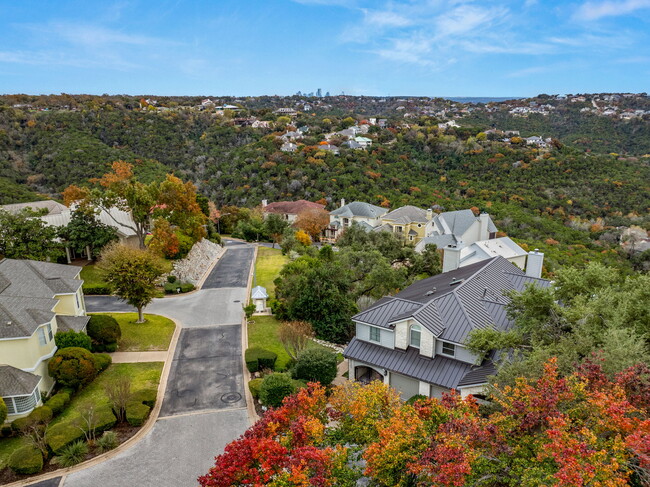 Building Photo - 7182 Las Ventanas Dr