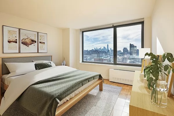 Building Photo - 314 E 34th St