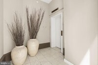 Building Photo - 1602 Locust St