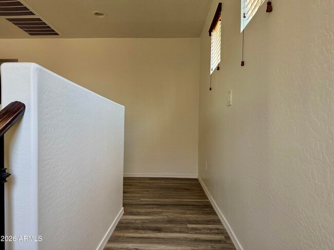 Building Photo - 3340 S Sunland Dr
