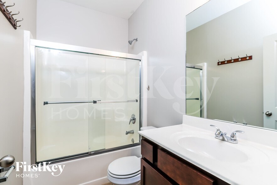 Building Photo - 4210 Windscape Way