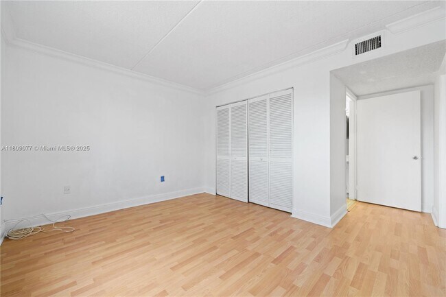 Building Photo - 6135 NW 186th St