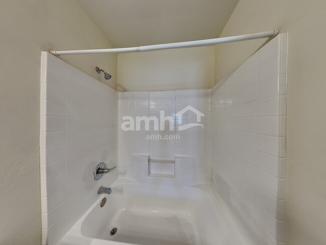 Building Photo - 8739 E Keats Ave