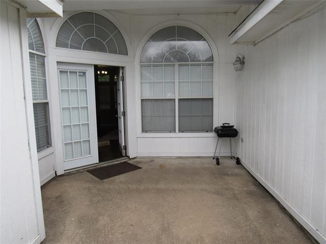 Building Photo - 808 Angel St