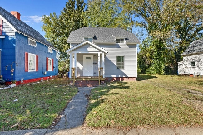 Building Photo - Spacious 4-Bedroom Home with Modern Upgrades Throughout