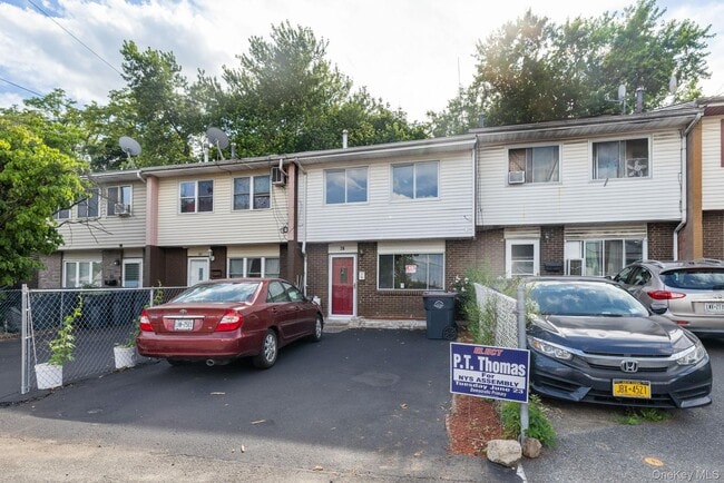 Building Photo - 78 Roosevelt Dr