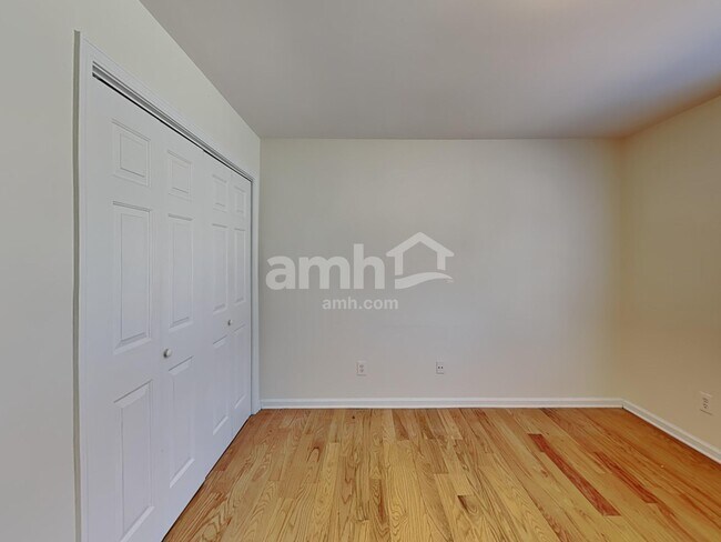 Building Photo - 1144 Regiment Dr NW