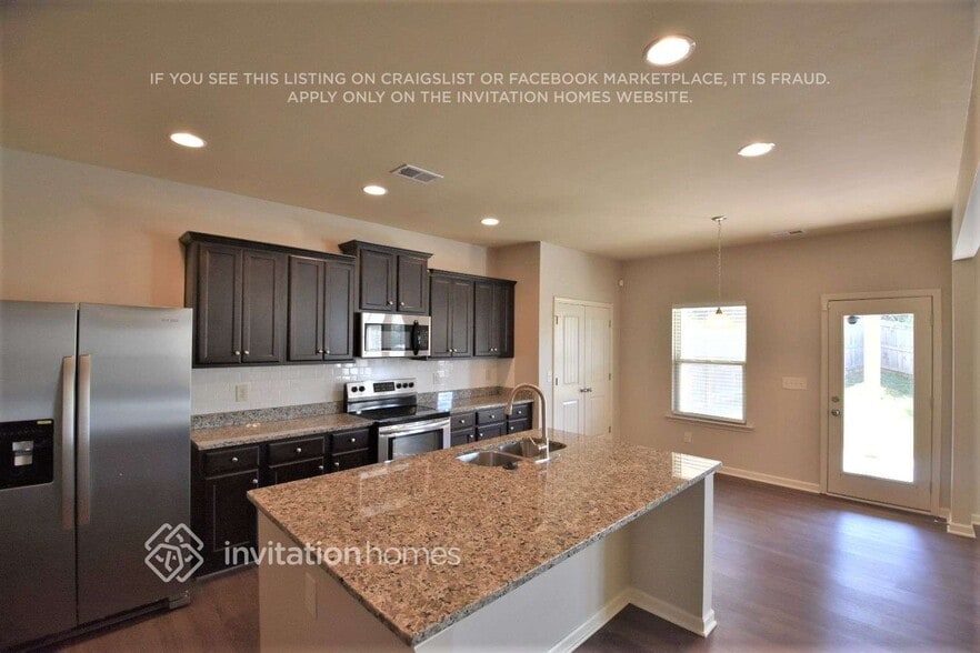 Building Photo - 224 Sableshire Way