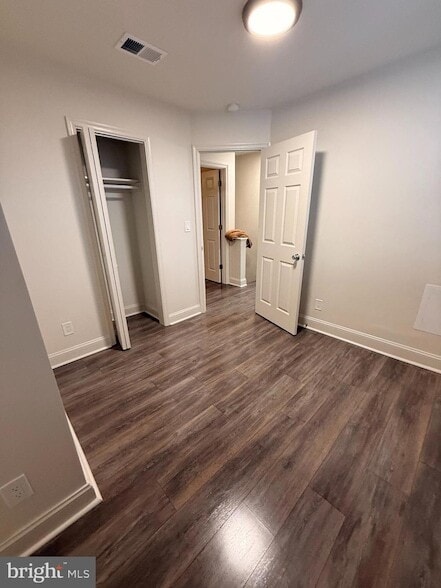 Building Photo - 5518 B St SE