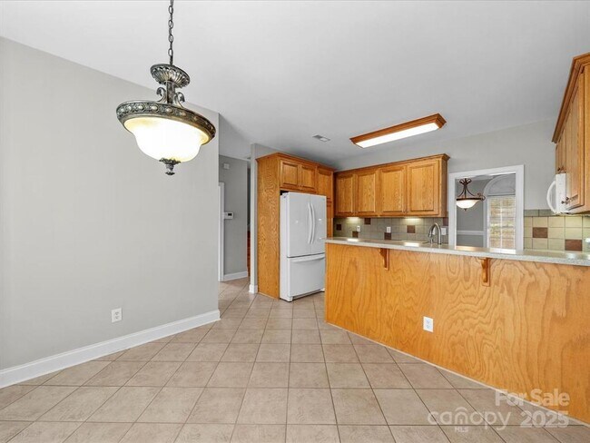 Building Photo - Gorgeous 3 Bed/2 Bath Home for Rent