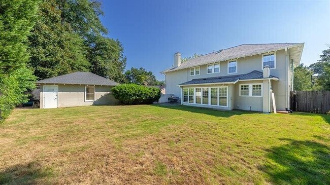 Building Photo - 1711 Stark Ave