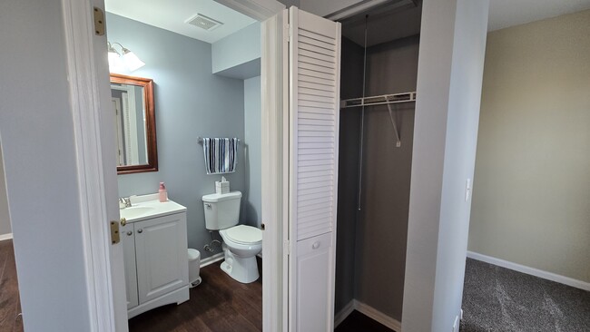 Power Room/Coat Closet - 3616 Squires Mill Rd