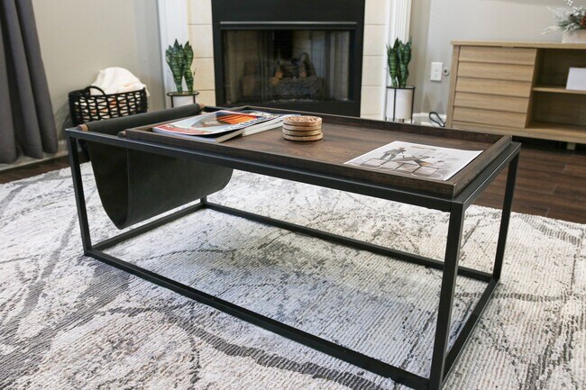 Building Photo - Fort Harrison State Park 4Bed Spacious Retreat