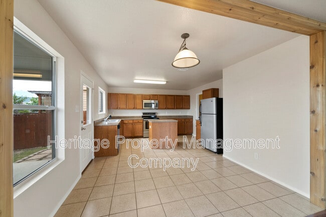 Building Photo - 3815 Mahogany Cove