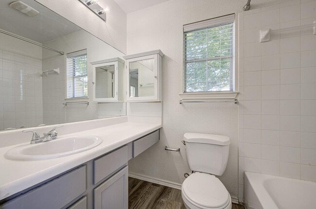 Building Photo - 8417 Twiggy Ln