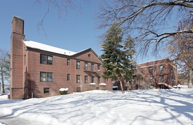 612 N Broad St - Salem Park Apartments
