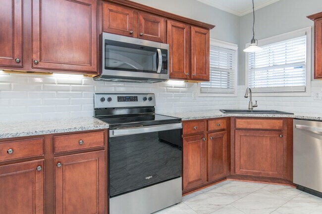 Building Photo - 3056 New River Pl