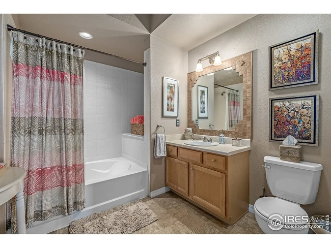 Master Bathroom - 2133 Krisron Rd