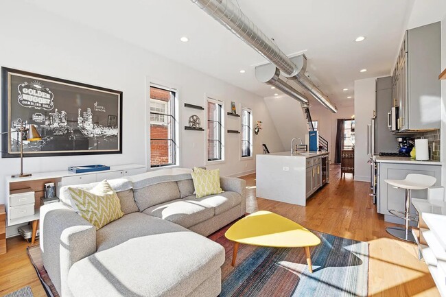 Building Photo - 262 Mack Ave